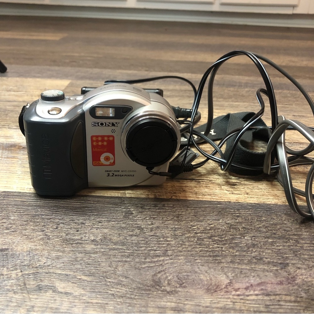 Sony camera 😊 works